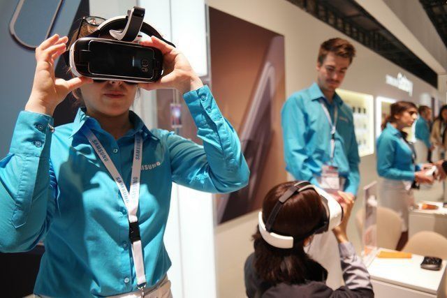 Samsung wprowadza Gear VR Innovator Edition współpracujące ze smartfonami GALAXY S6 i S6 Edge