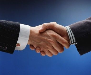 Konica Minolta i Komori podpisały umowę o sprzedaży produktów