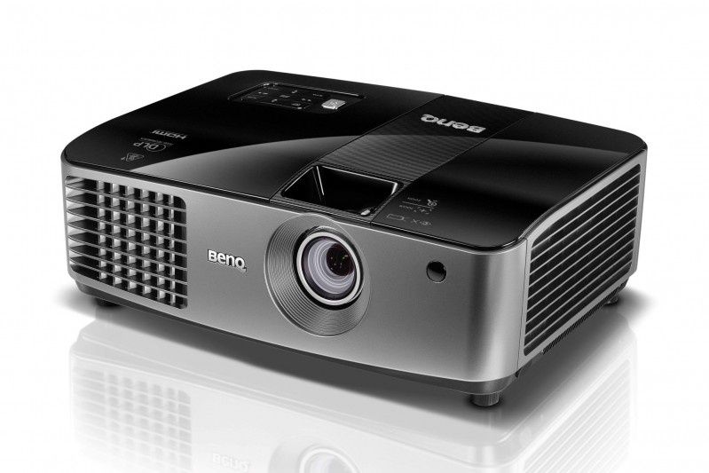 BenQ MX722 - uniwersalny projektor XGA, 4000 ANSI lumenów
