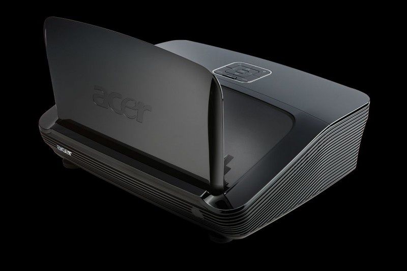 Acer U5200  przystosowany do wyświetlania obrazu z bardzo małych odległości