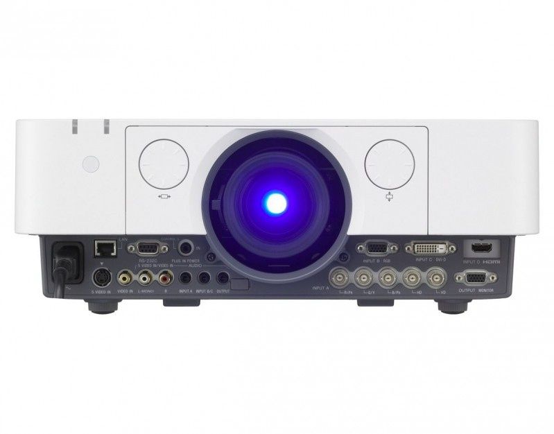 Sony przedstawia projektor 3LCD z laserowym źródłem światła