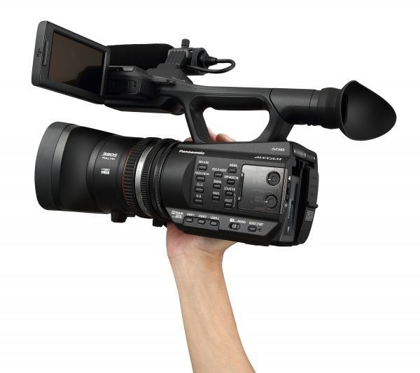 Panasonic zmodernizował popularną kamerę AG-AC90