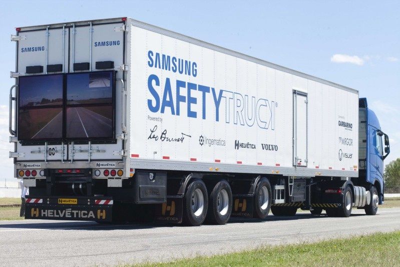 Pierwszy Samsung Safety Truck na drogach