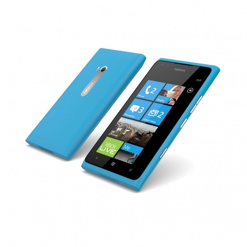 Rusza sprzedaż smartfonu Lumia 900 - sugerowana cena 2250zł