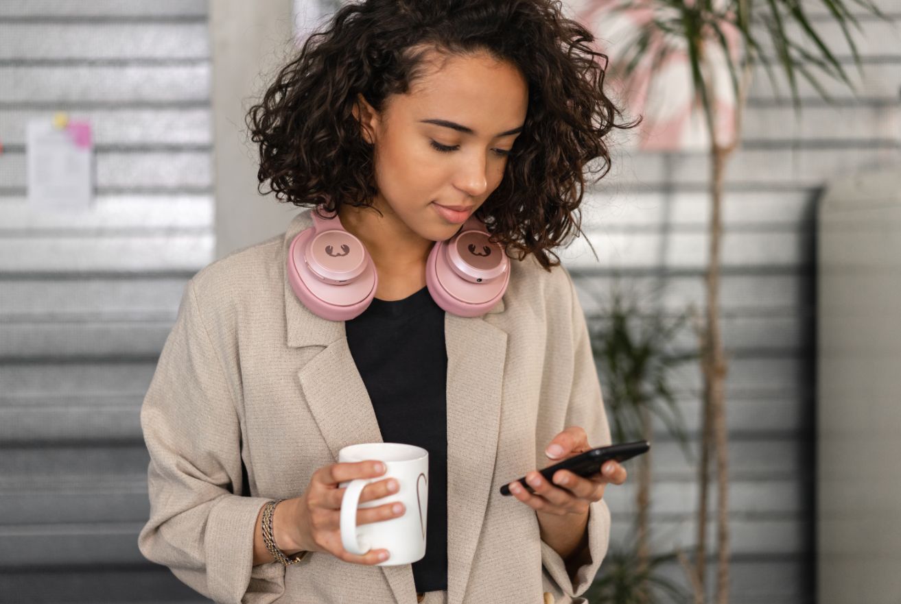 3 zaskakujące korzyści ze słuchania muzyki na słuchawkach