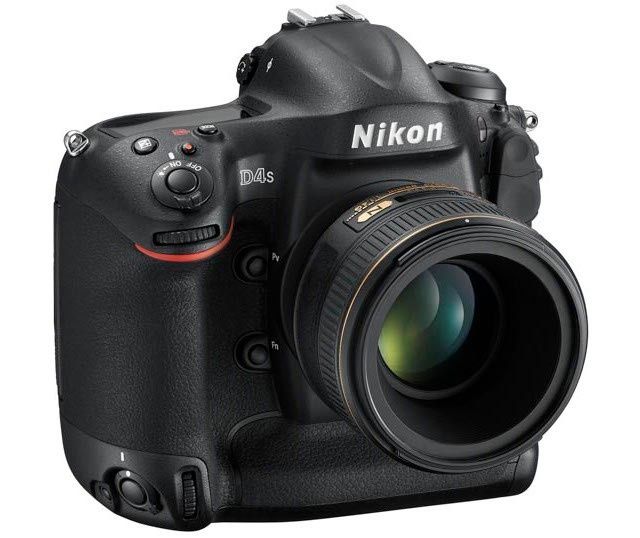Nikon D4S - nowa flagowa lustrzanka formatu FX
