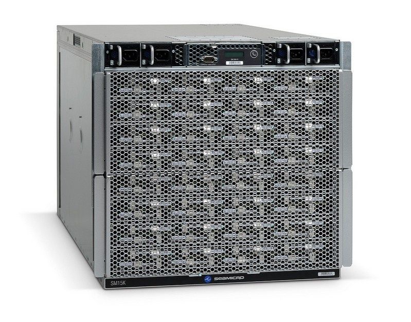 AMD SeaMicro SM15000 - serwer, który zapewnia niskopoziomowe wsparcie