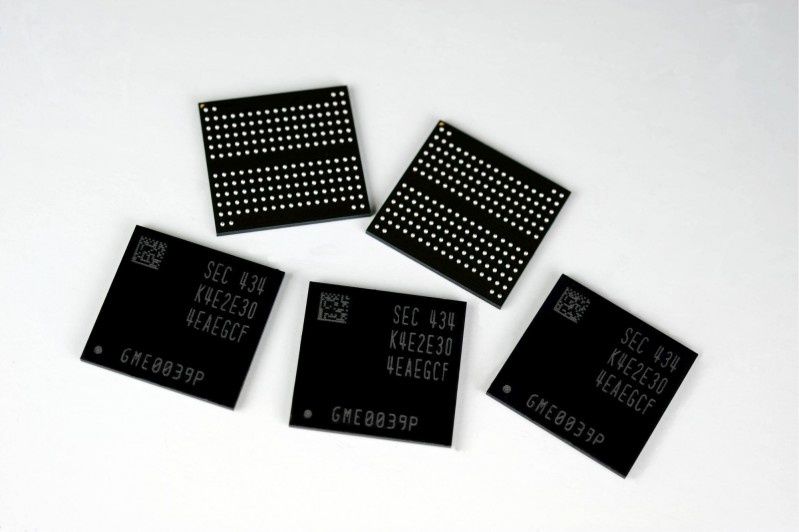 Samsung prezentuje pierwsze moduły pamięci 20 nm 6Gb LPDDR3 Mobile DRAM