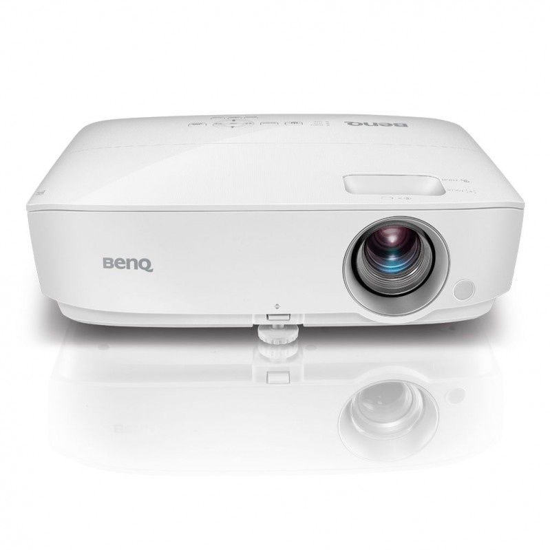 BenQ W1050 - popularny projektor dla kinomanów i kibiców