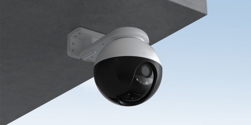 EZVIZ uzupełnia gamę swoich kamer bezpieczeństwa o kamerę zewnętrzną C8W Pro 2K. Wprowadzono nowe, ekscytujące funkcje AI, dostosowane do ochrony domu w 360 stopniach