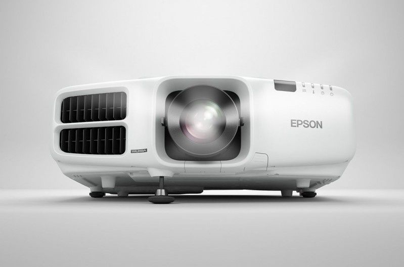 Nowe projektory instalacyjne Epsona z serii EB-G6000 - premiera z Targów ISE 2015