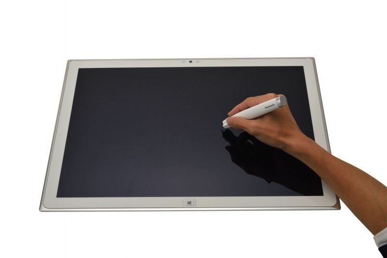 Panasonic - nowy tablet z 20-calowym panelem LCD IPS Alpha o rozdzielczości 4k