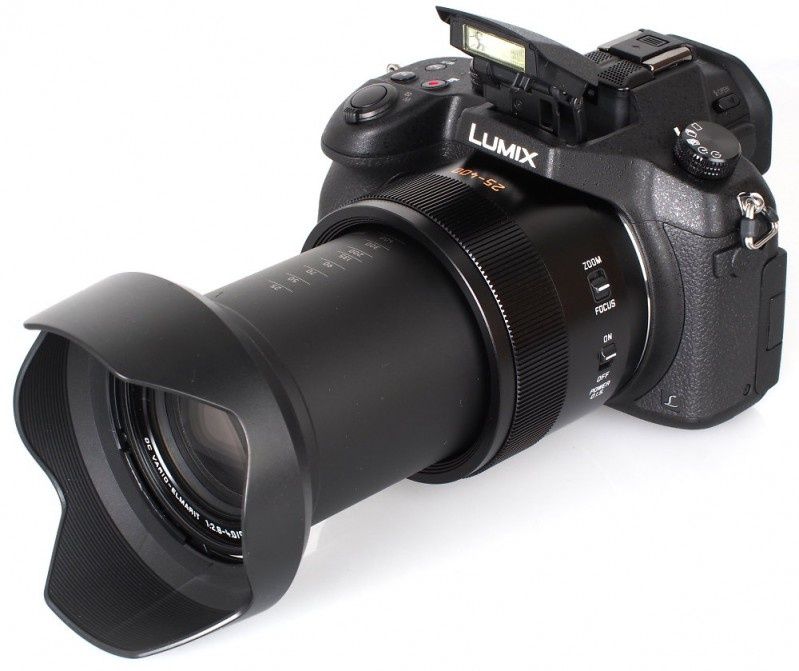 Panasonic prezentuje swój flagowy model aparatu typu bridge camera LUMIX FZ2000
