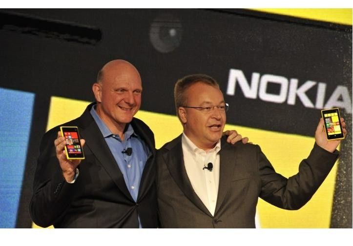 Nokia Lumia 820 - oficjalnie zaprezentowana