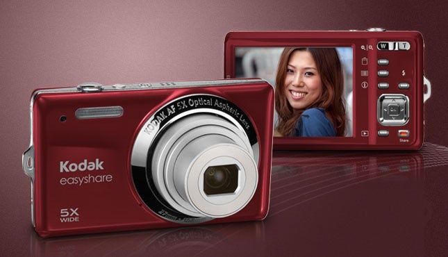 Nowy, czerwony Kodak Easyshare M23