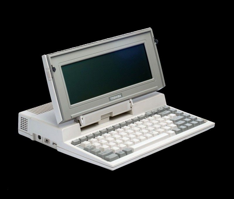 Toshiba świętuje 30. rocznicę pierwszego seryjnego laptopa  T1100