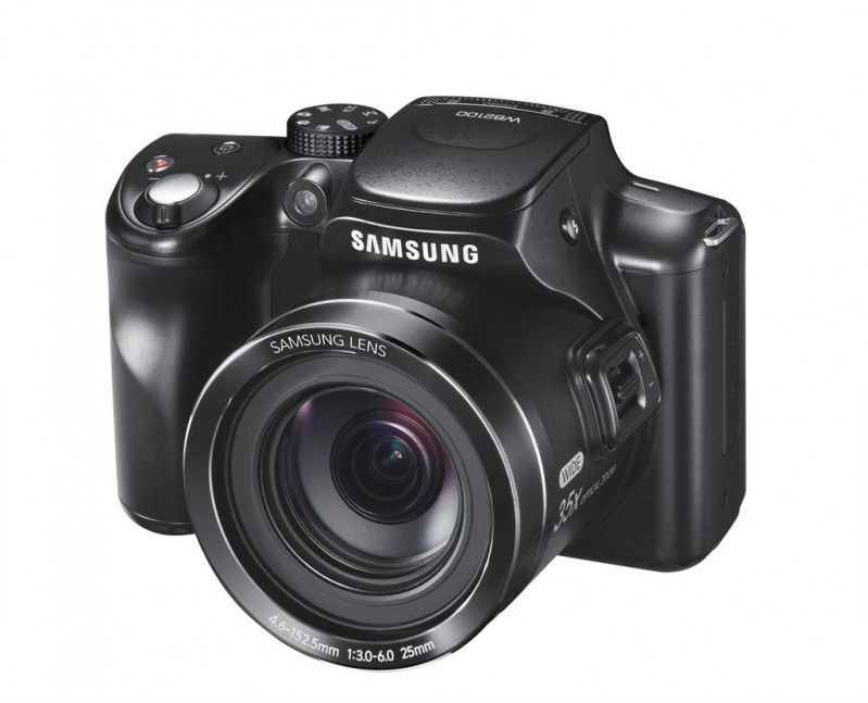 Samsung WB2100 -  aparat z teleobiektywem i funkcją nagrywania filmów Full HD