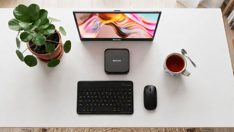 Laptop w pracy? Ten zestaw może więcej
