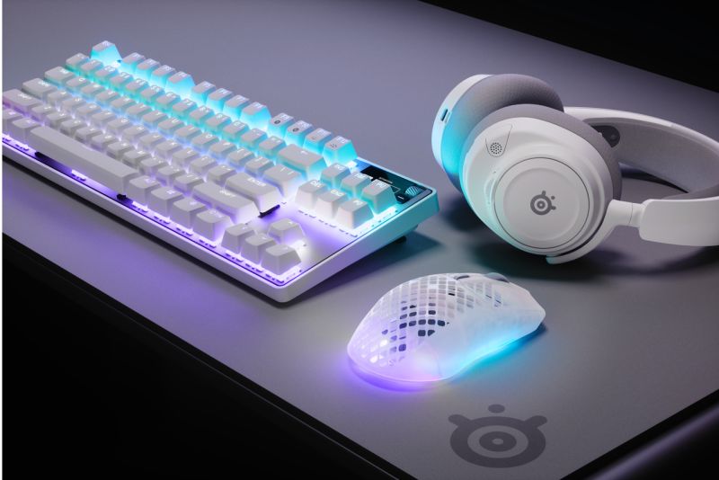 Premiera_SteelSeries prezentuje nową serię myszy Aerox 3 Wireless Gen 2 ,,4k fast"