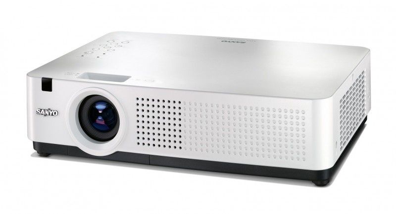 SANYO PLC-WU3001 - mobilny, panoramiczny projektor WXGA 
