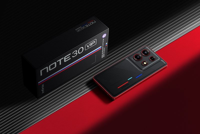 Od 4 grudnia w Polsce dostępna limitowana edycja smartfona Infinix NOTE 30 VIP Racing Edition stworzona wspólnie z BMW Designworks