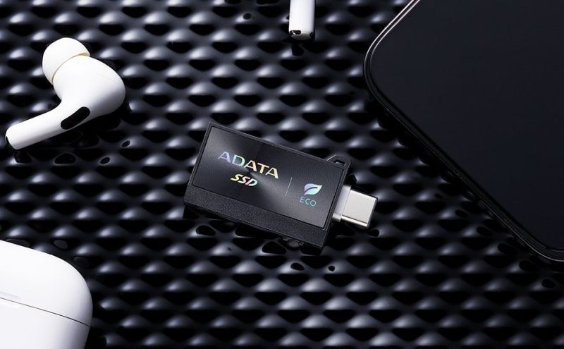 ADATA SC730 - kompaktowy dysk SSD z dwoma złączami USB