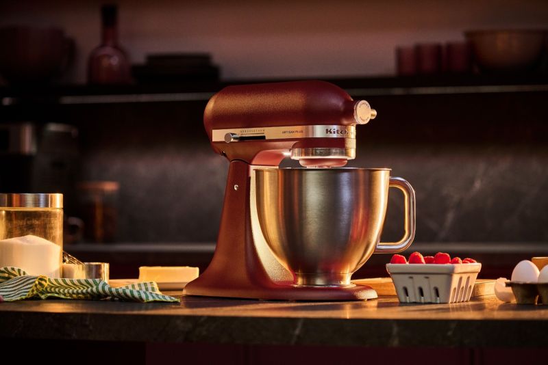 KitchenAid Artisan Plus – największa innowacja w linii mikserów z uchylną głowicą od 1955 roku