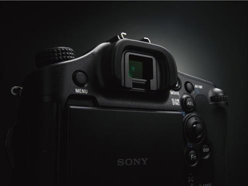 Sony - pełnoklatkowy aparat SLT-A99