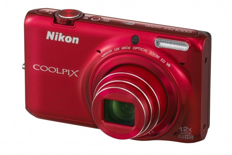 CES 2013 - Nikon Coolpix S6500 z Wi-Fi i Coolpix S2700