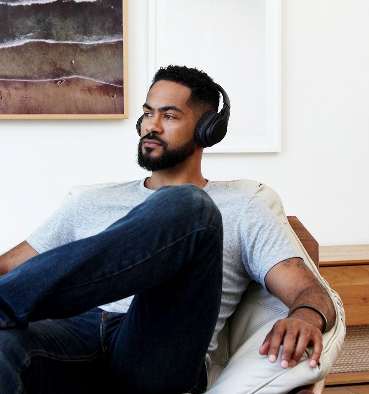 Słuchawki nauszne Belkin SoundForm Adapt – idealne dla graczy, streamerów,  do pracy i rozrywki