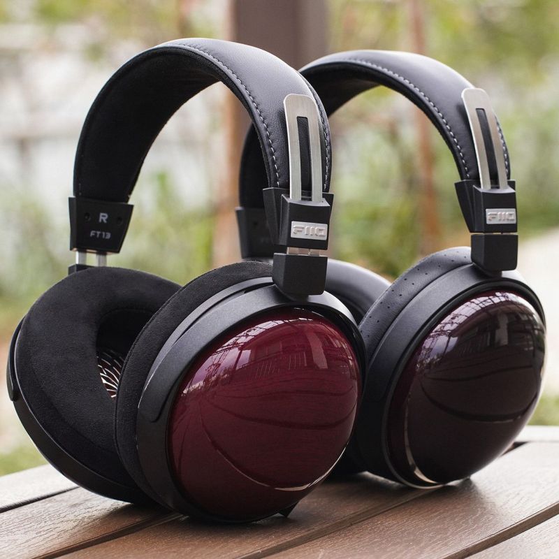 FiiO FT13: Słuchawki Dynamiczne z Przetwornikiem 60 mm, Które Łączą Moc i Komfort