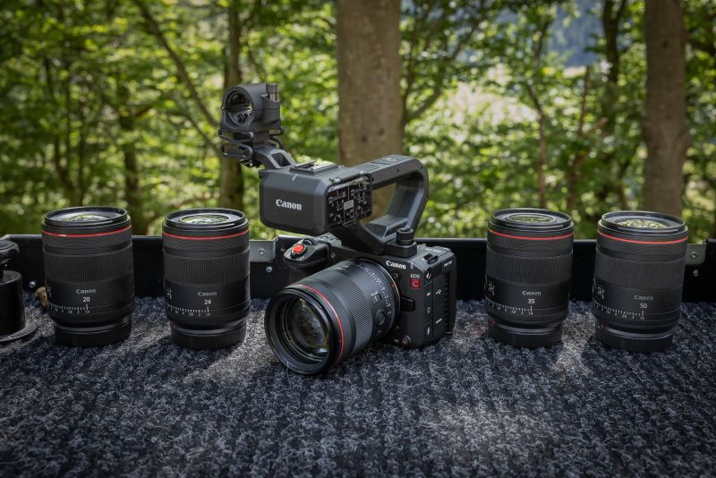 Premiera Canon EOS C50 – wszechstronnej, pełnoklatkowej kamery hybrydowej