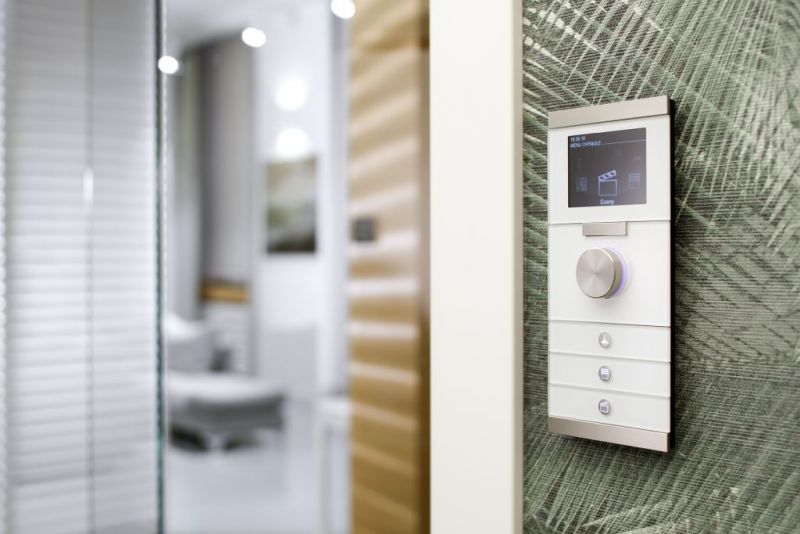 Powiew nowoczesności – zarządzanie jakością i temperaturą powietrza  w inteligentnym domu