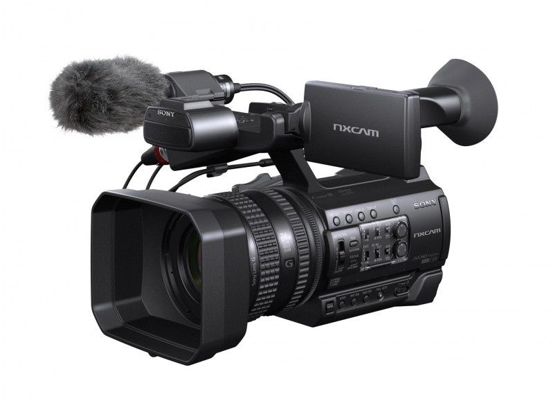 Nowa, lekka kamera profesjonalna Sony z serii NXCAM